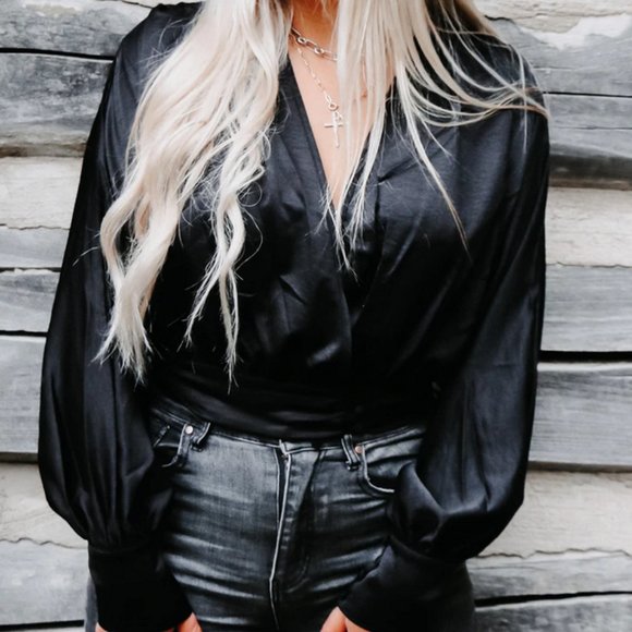Cozy Casual Tops - NWT Cozy Casual Black Wrap Blouse